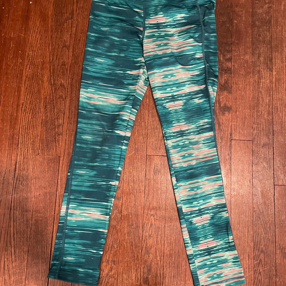 Patterned leggings